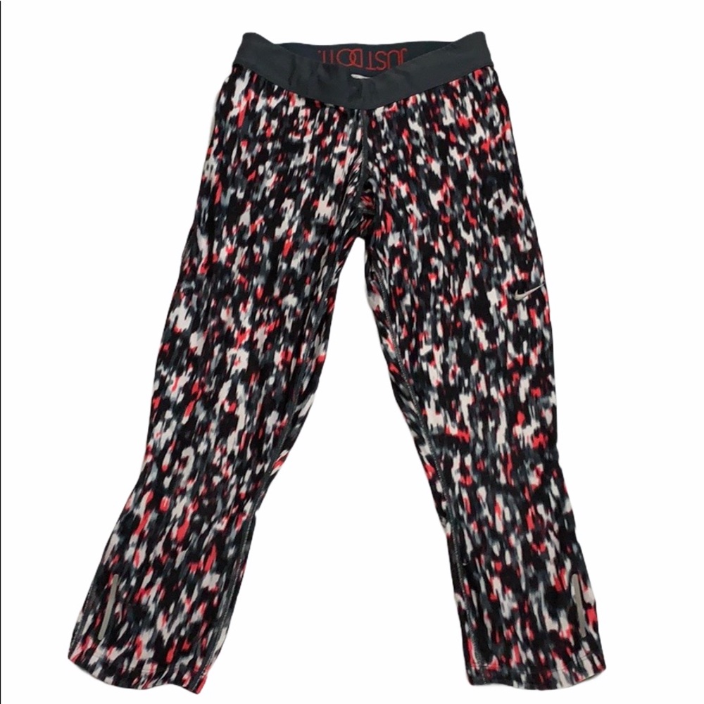 Nike Dri-Fit Workout Capri Leggings SMALL